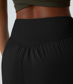 High Waisted Pocket Quick Dry Casual Shorts 4" — Black — view 4
