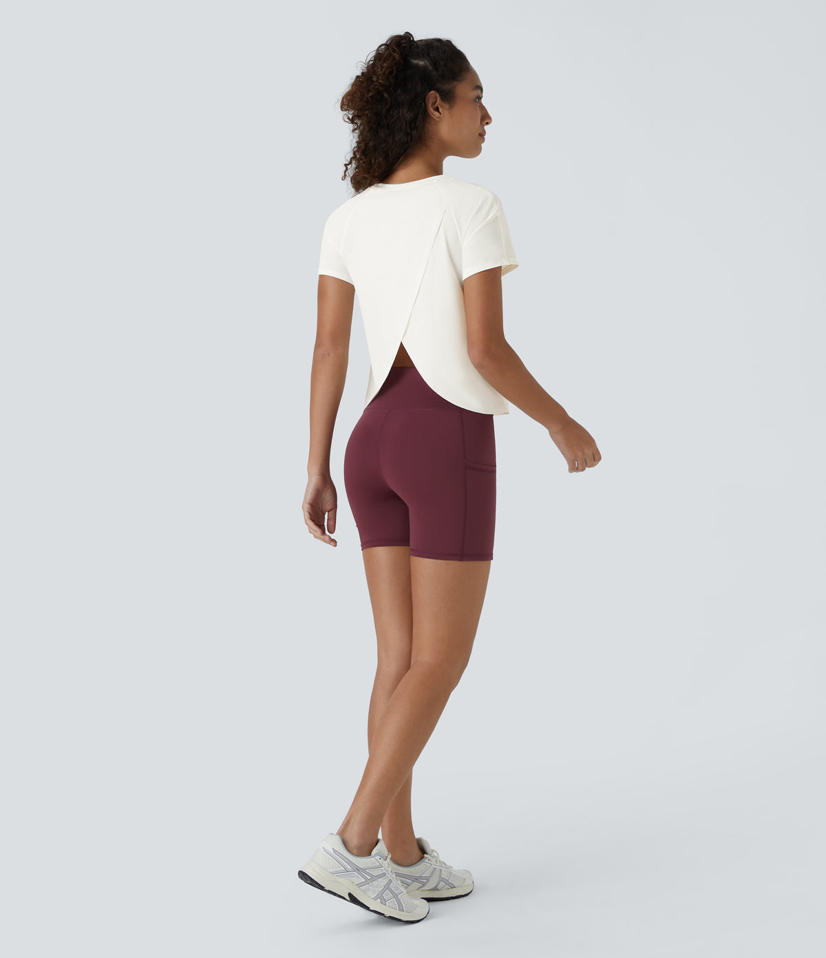 Contrast Mesh Split Hem Short Sleeve Yoga Sports Top-UPF50+ — White — view 5