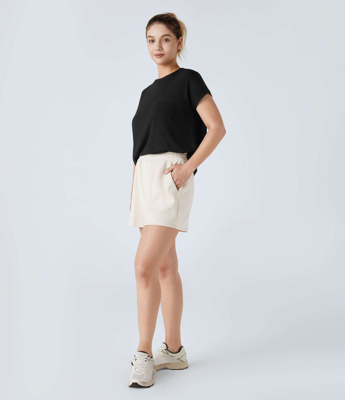 Round Neck Chest Pocket Split Hem Relax Casual T-Shirt — Black — view 6