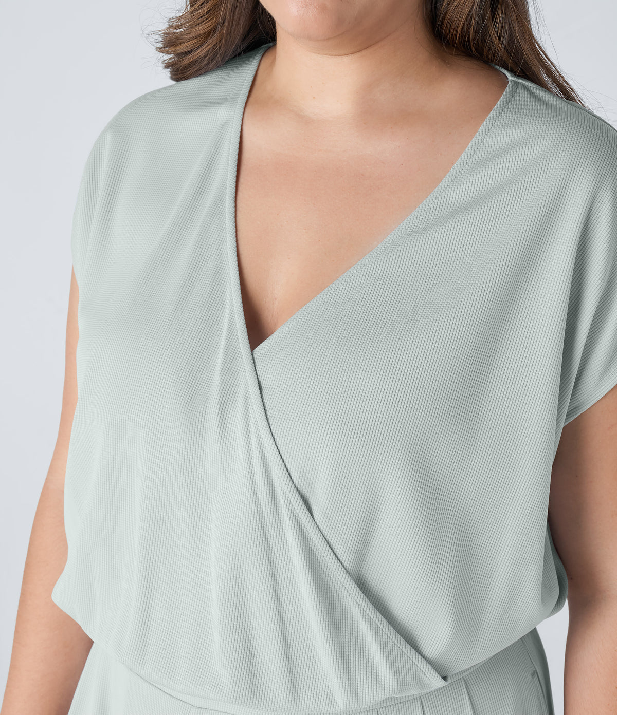 V Neck Short Sleeve Side Pocket Wide Leg Flowy Waffle Casual Plus Size Jumpsuit — Frost Clear Haze — view 4
