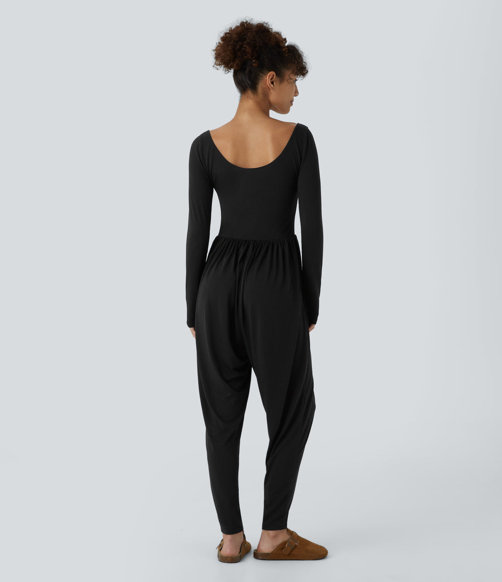Scoop Neck Backless Side Pocket Casual Harem Jumpsuit — Black — view 3