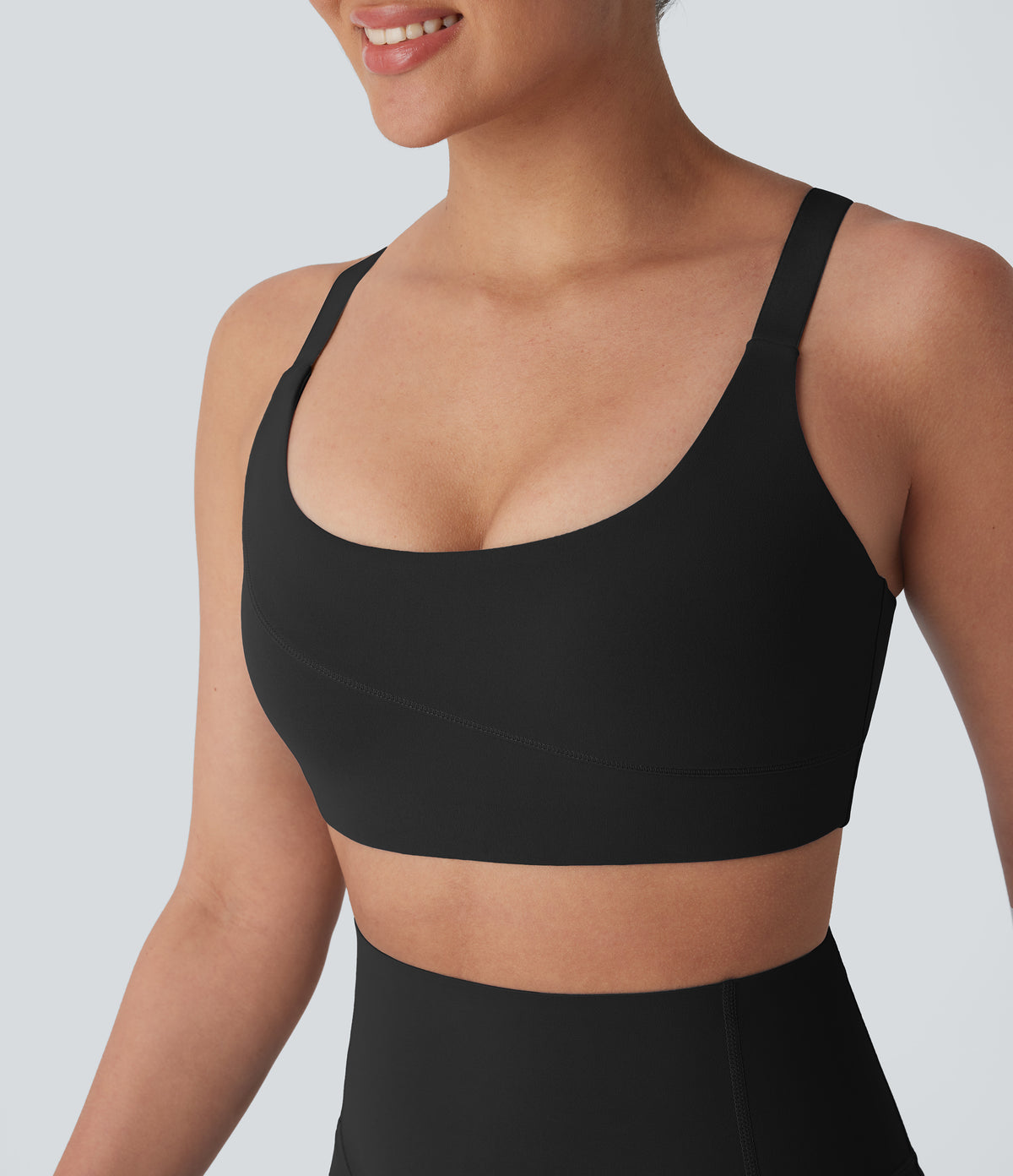Medium Support U Neck Workout Sports Bra A-D Cups — Black — view 1