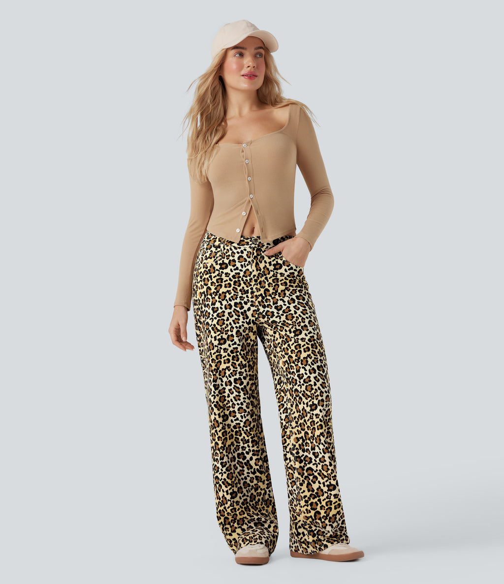 Mid Rise Leopard Casual Baggy Jeans with Pockets — Sand Leopard Denim — view 6