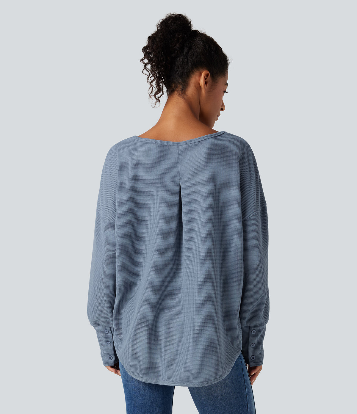 Scoop Neck Long Sleeve Curved Hem Relaxed Waffle Casual Top — Grey Blue — view 3