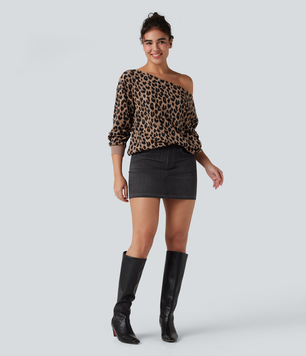 One-shoulder Long Sleeve Waffle Leopard Casual Sweatshirt with Pockets — Noir Safari — view 7