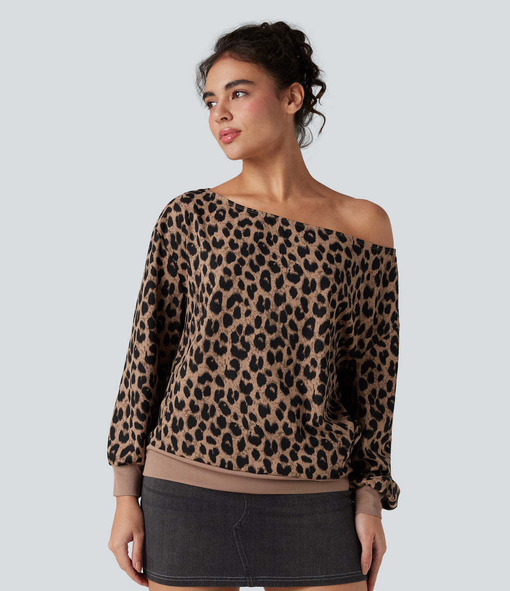 One-shoulder Long Sleeve Waffle Leopard Casual Sweatshirt with Pockets — Noir Safari — view 1