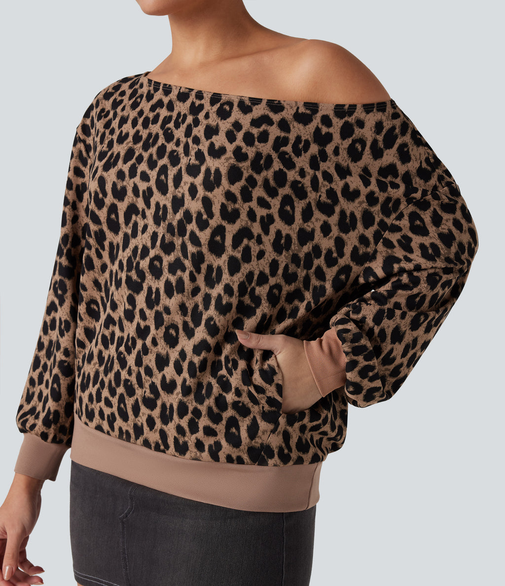 One-shoulder Long Sleeve Waffle Leopard Casual Sweatshirt with Pockets — Noir Safari — view 6
