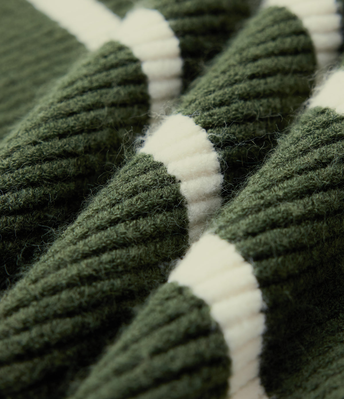 High Neck Long Sleeve Color Block Casual Jumper — Into the Woods - Forest Green — view 7