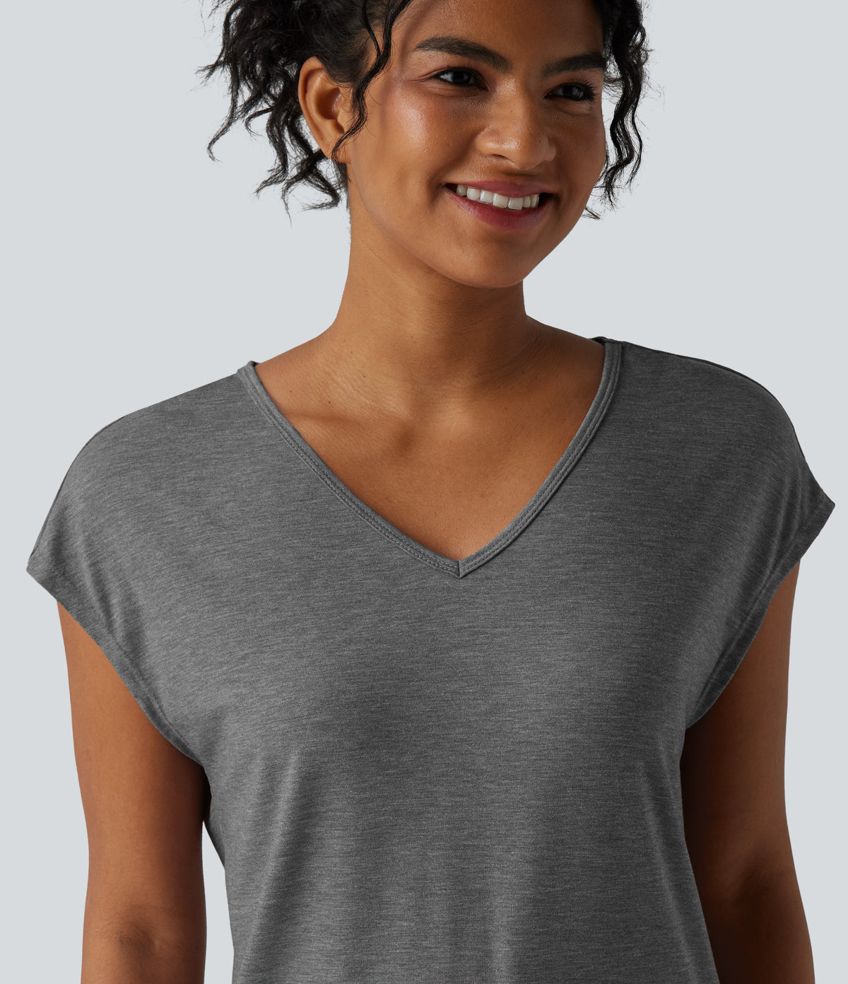 V Neck Short Sleeve Relaxed Heathered Casual T-Shirt — Darl Gray Floral Yarn — view 4