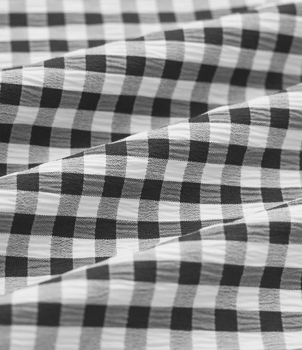 Round Neck Sleeveless Midi Crinkle Gingham Casual Tank Dress with Pockets — Black White Bubble Grid — view 7