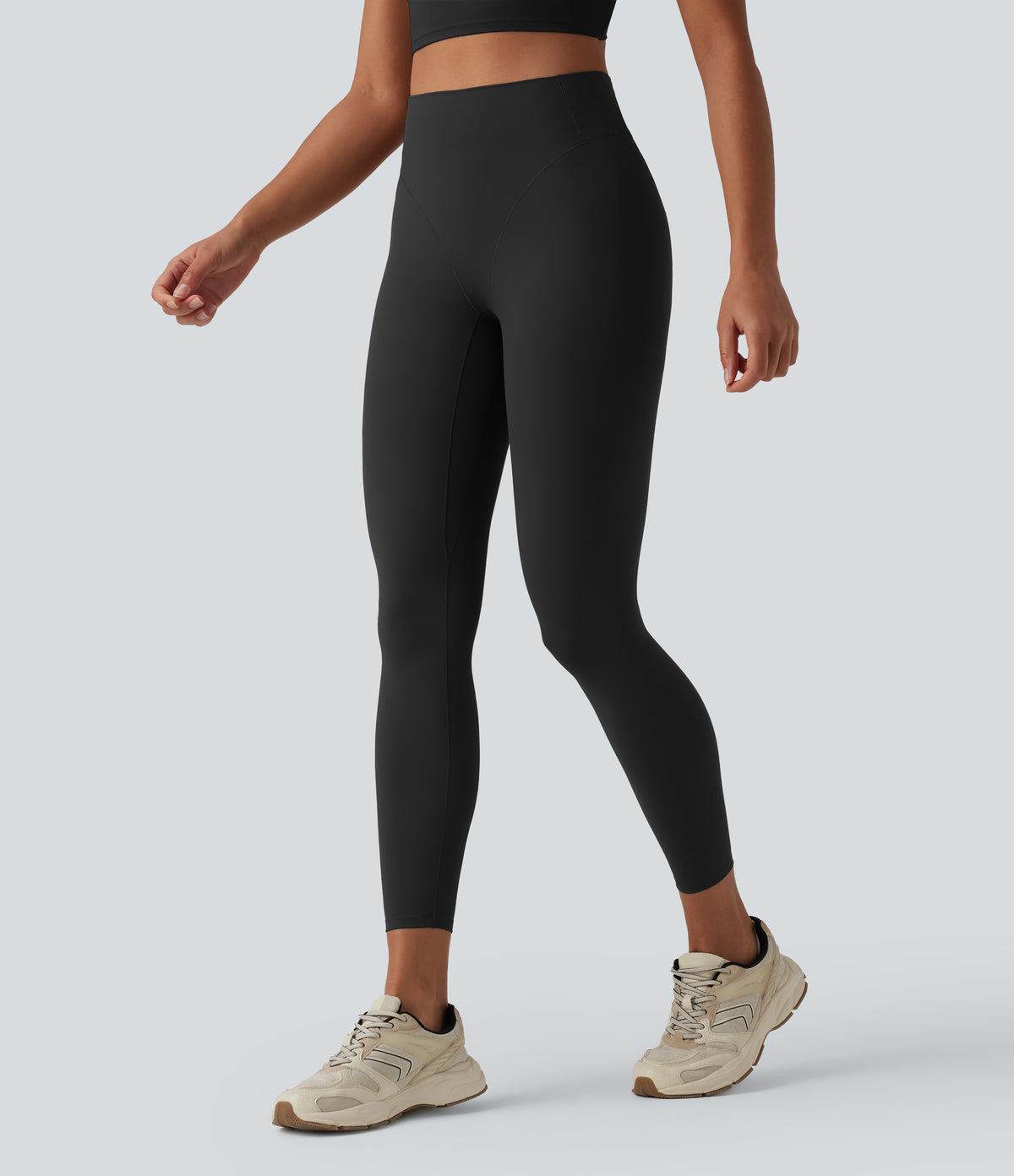 High Waisted Thong Seam Design Yoga 7/8 Leggings with Back Pocket — Black — view 3