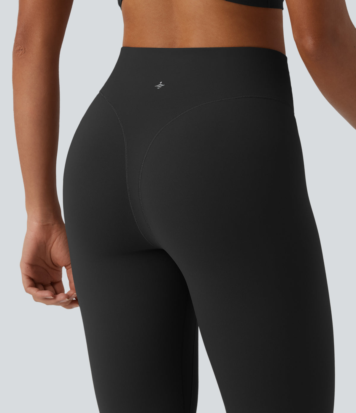 High Waisted Thong Seam Design Yoga 7/8 Leggings with Back Pocket — Black — view 5