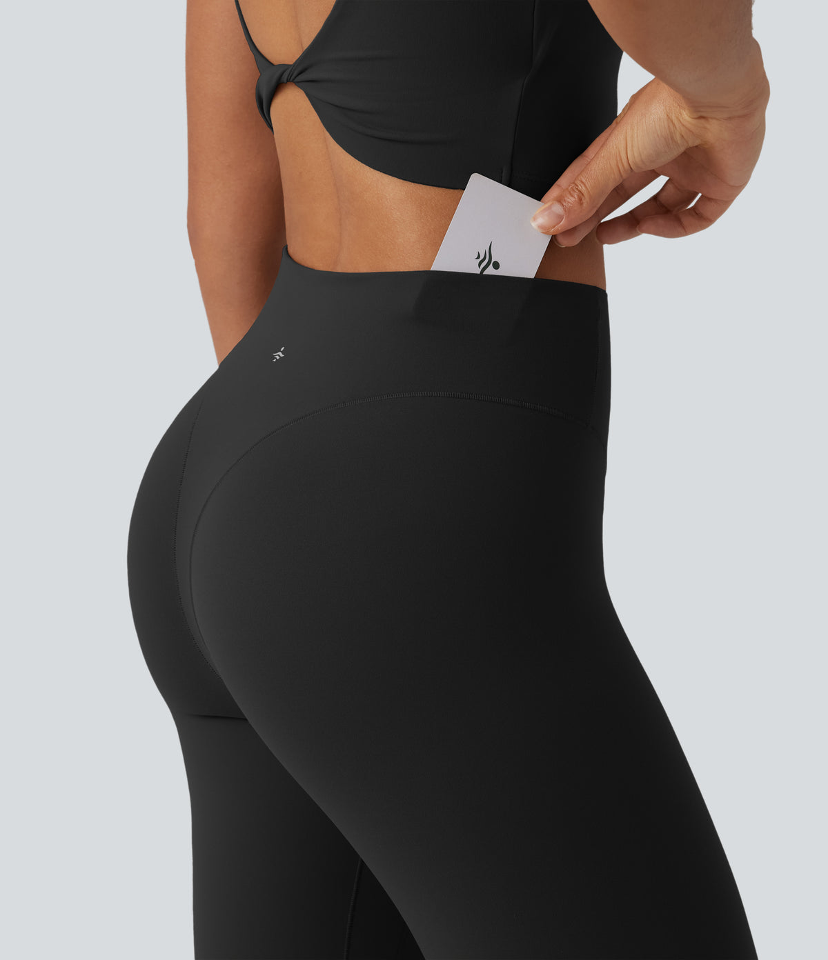 High Waisted Thong Seam Design Yoga 7/8 Leggings with Back Pocket — Black — view 6