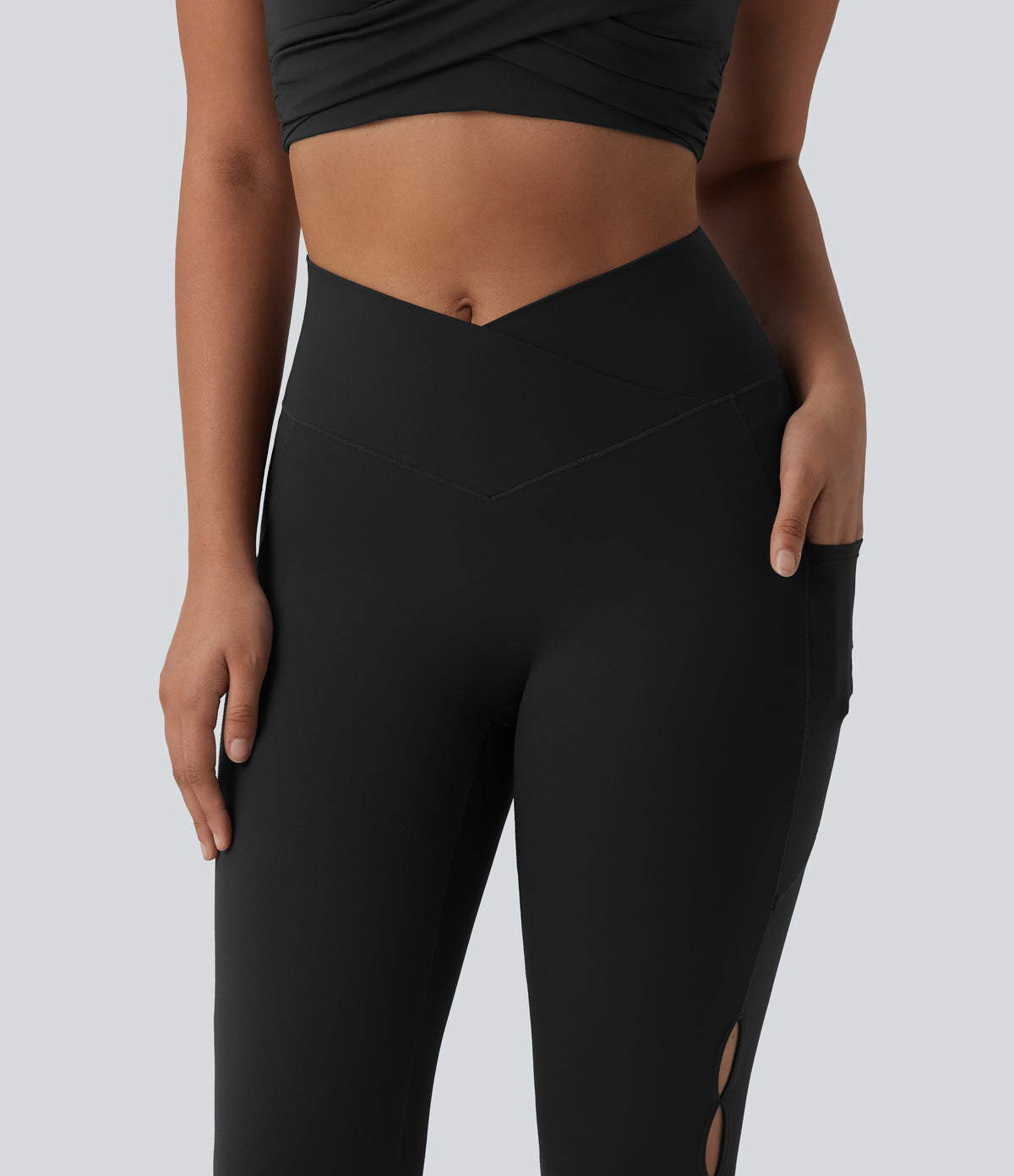 Crossover High Waisted Cut-out Yoga 7/8 Leggings with Pockets — Black — view 4