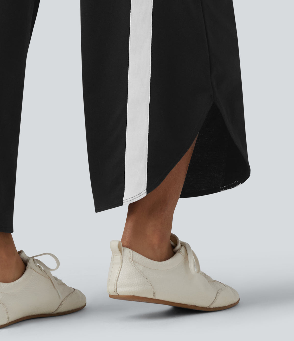High Waisted Drawstring Curved Hem Color Block Casual Wide Leg Sweatpants with Pockets — Black — view 6