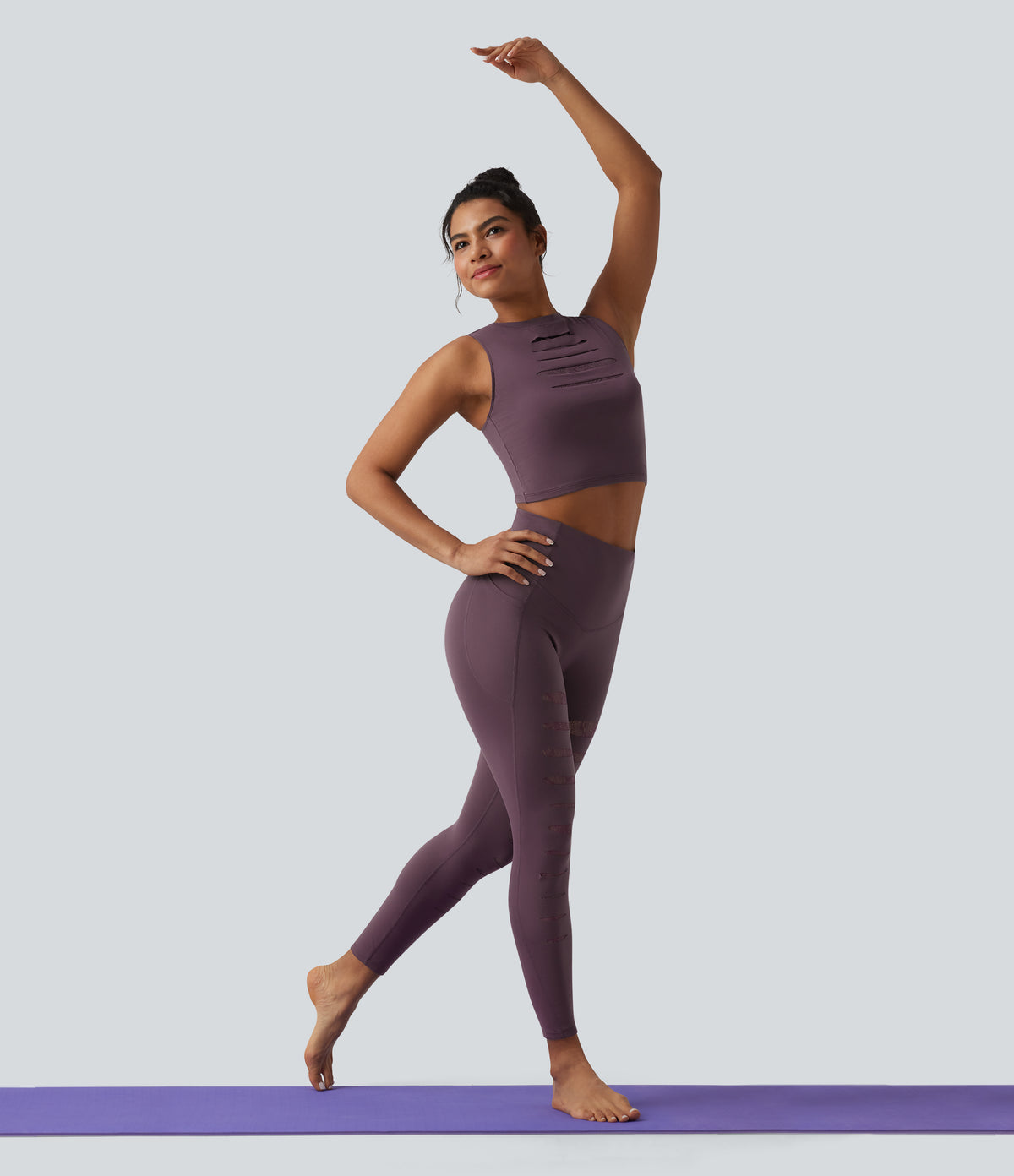 Round Neck Ripped Contrast Lace Cropped Yoga Tank Top — Dusky Evening purple — view 6