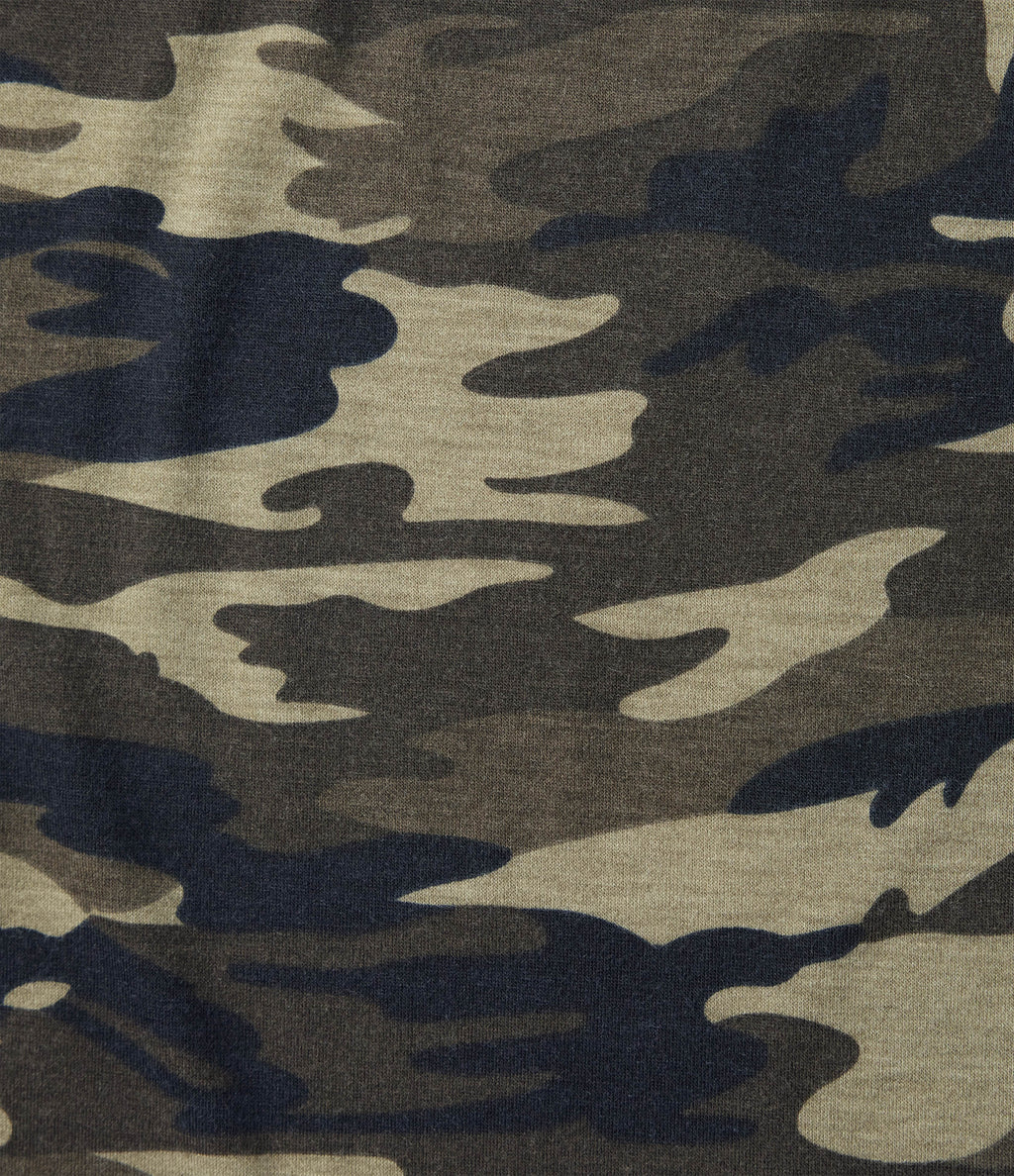 Round Neck Short Sleeve Cut Out Camo Casual T-Shirt — Born to be Wild - Green Camo — view 8