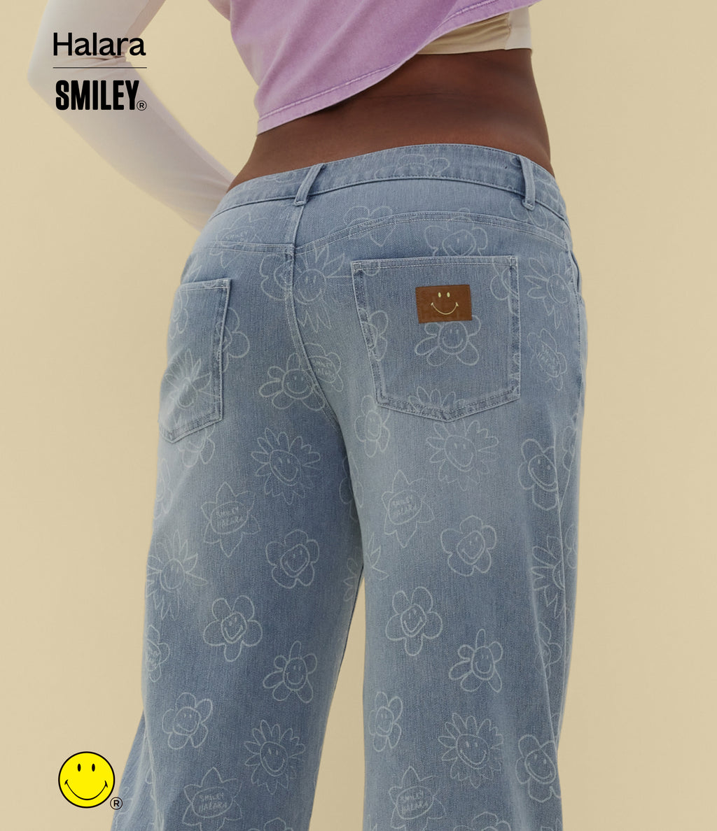 Asymmetric Low Rise Baggy Wide Leg Washed Casual Jeans with Pockets — Smiley Flower - Extra Light Blue — view 4