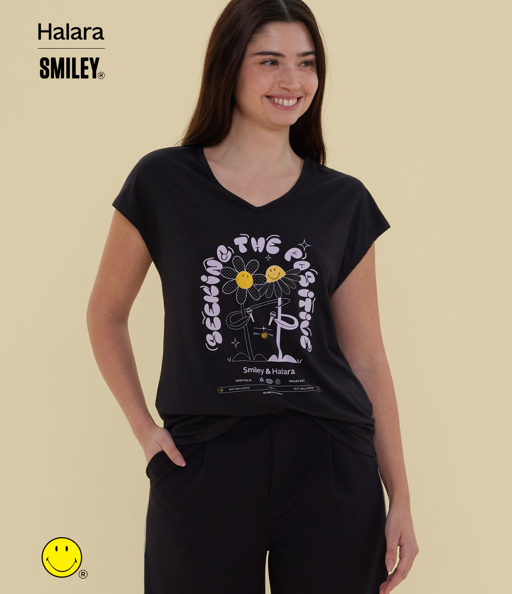 V Neck Short Sleeve Casual T-Shirt — Black — view 2