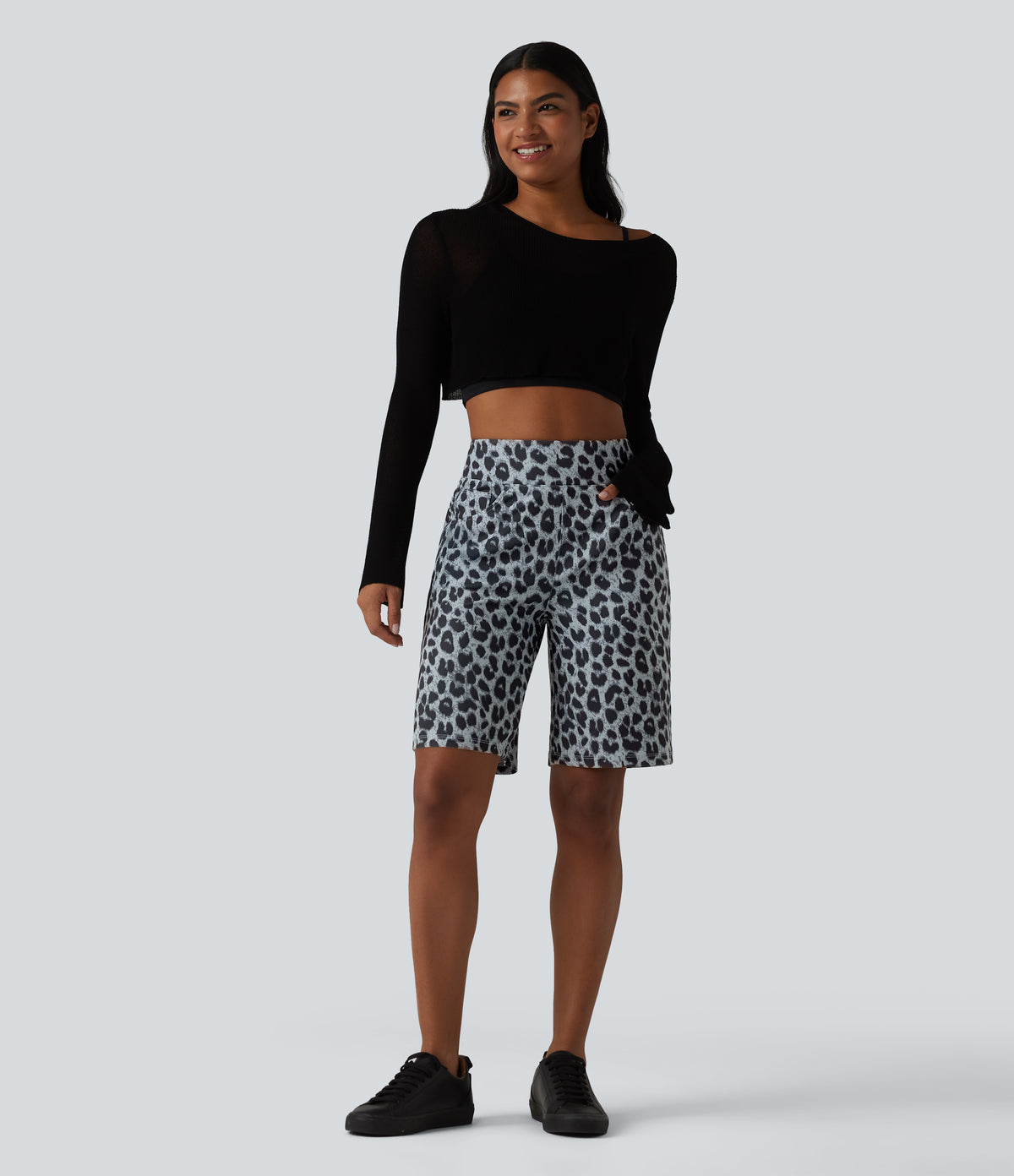 High Waisted Leopard Waffle Casual Baggy Shorts 10'' with Pockets — Frosted Panther — view 7