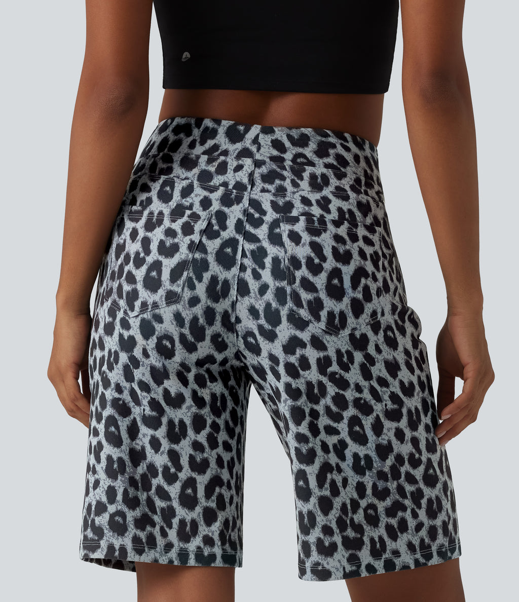 High Waisted Leopard Waffle Casual Baggy Shorts 10'' with Pockets — Frosted Panther — view 4