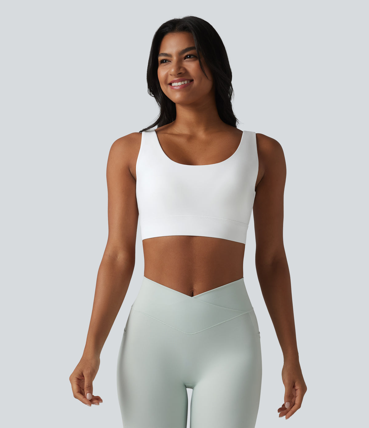 Medium Support Backless Adjustable Buckle Built-in Bra Training Sports Bra — White — view 2