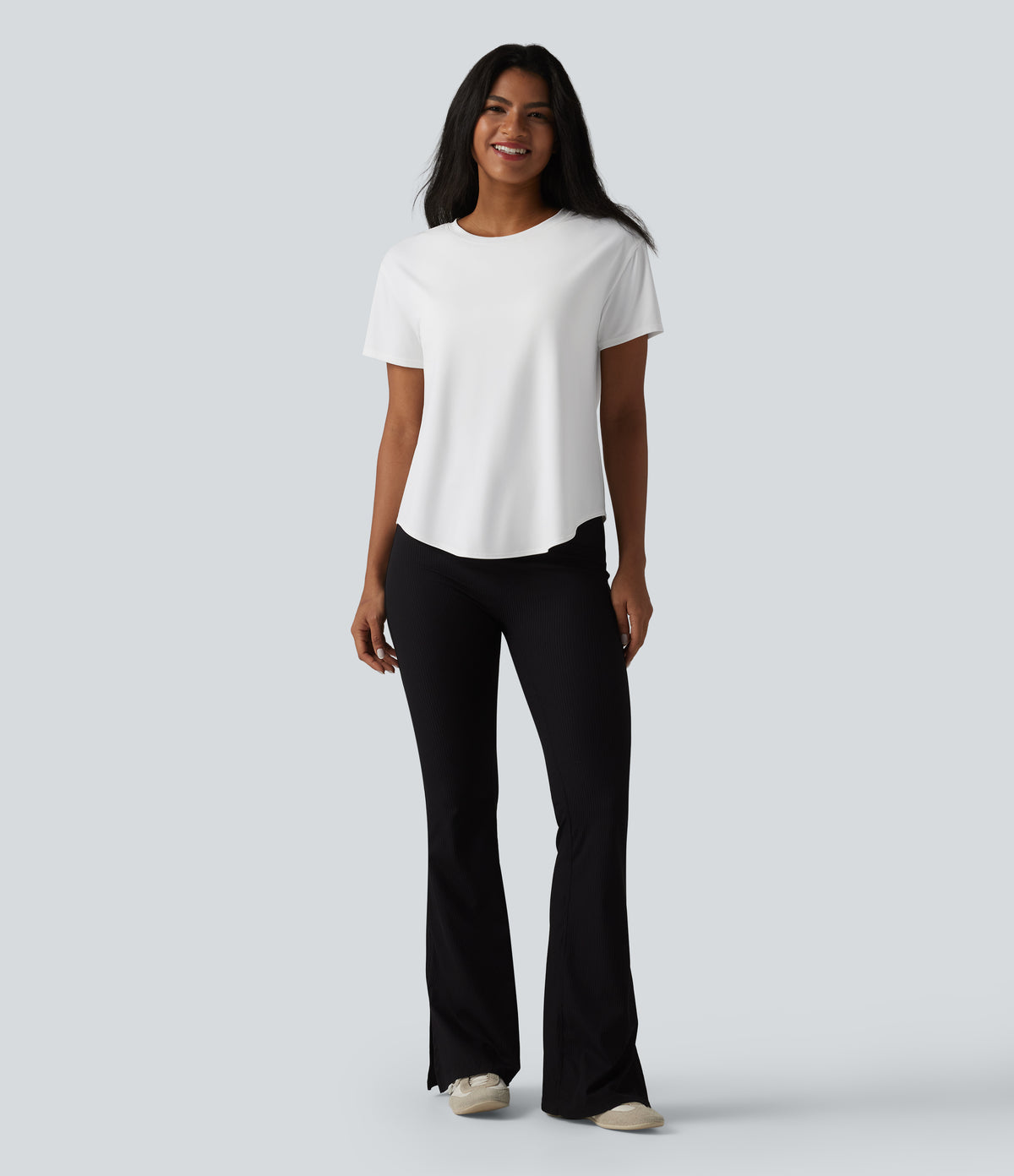 Round Neck Short Sleeve Built-in Bra Curved Hem Casual T-Shirt — White — view 6