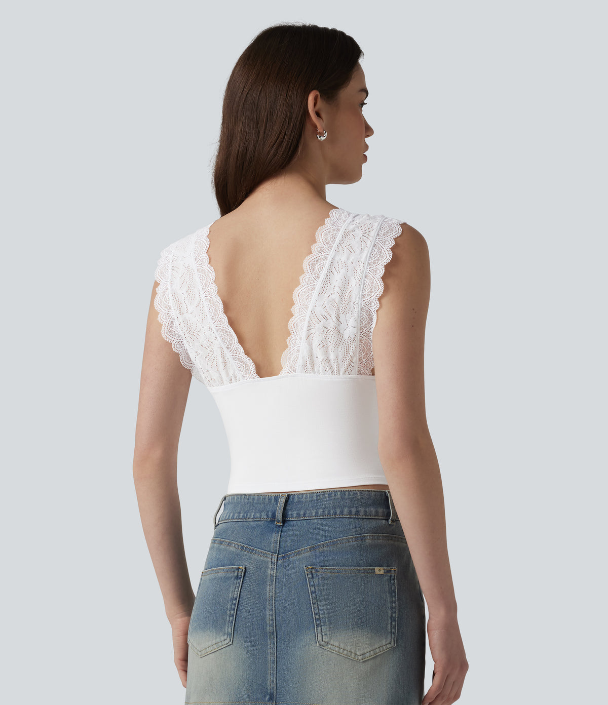 Ribbed Knit V Neck Contrast Lace Casual Tank Top — Frost White — view 2