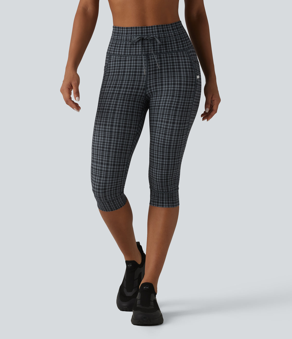 Check Plaid Print High Waisted Drawstring Yoga Pedal Pushers Leggings with Pockets — Storm Gray Check Plaid — view 3