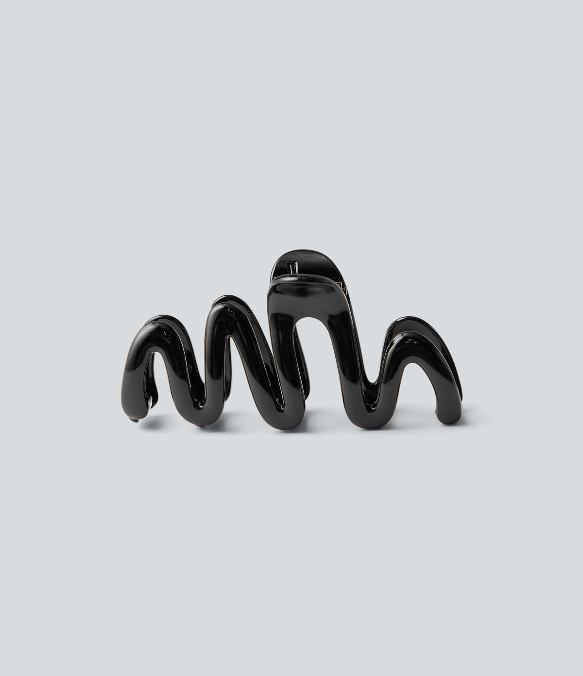 Wave-Shaped Hair Claw — Black — additional view