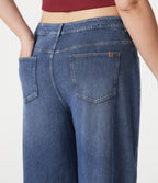 Low Rise Barrel Leg Casual Plus Size Jeans with Pockets — Mist Blue Denim — view 4