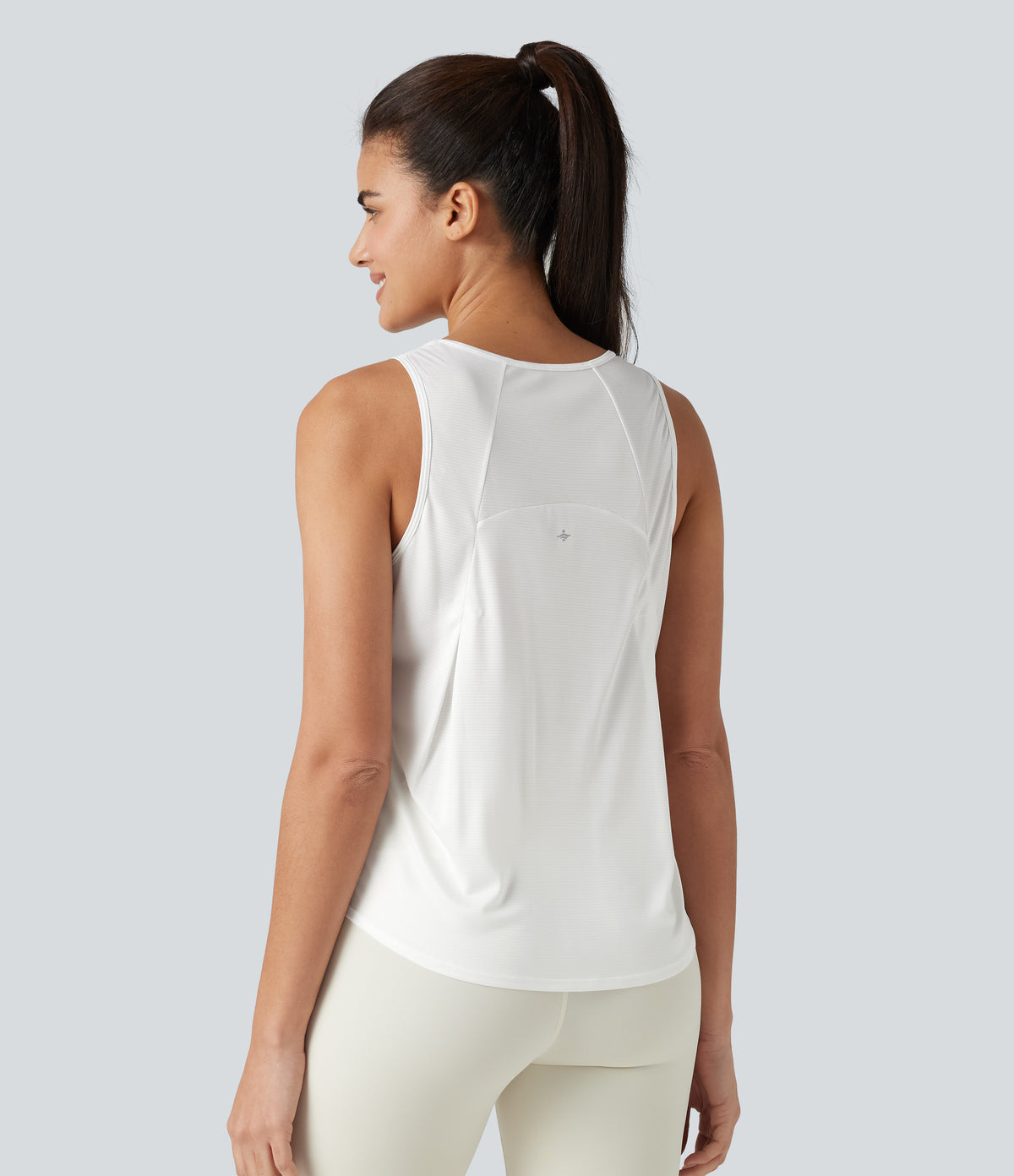 Round Neck Curved Hem Running Tank Top — White — view 4
