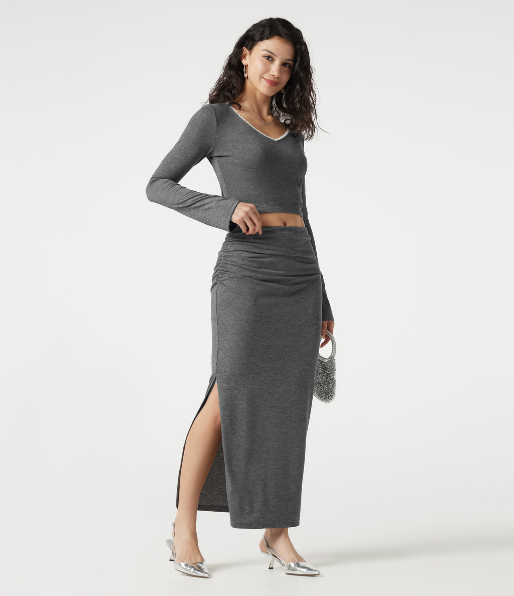 Mid Rise Ruched Bodycon Maxi Skirt — Darl Gray Floral Yarn — view 7