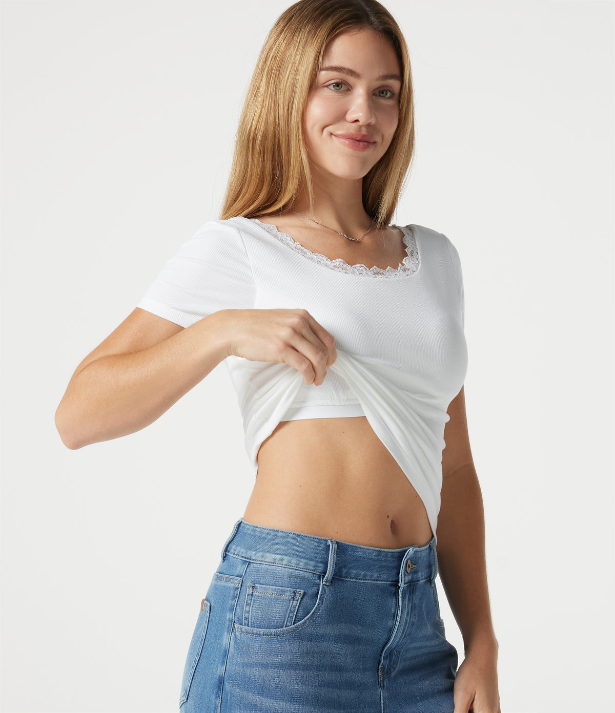 Ribbed Knit Scoop Neck U Back Short Sleeve Contrast Lace Built-in Bra Casual T-Shirt — White — view 1