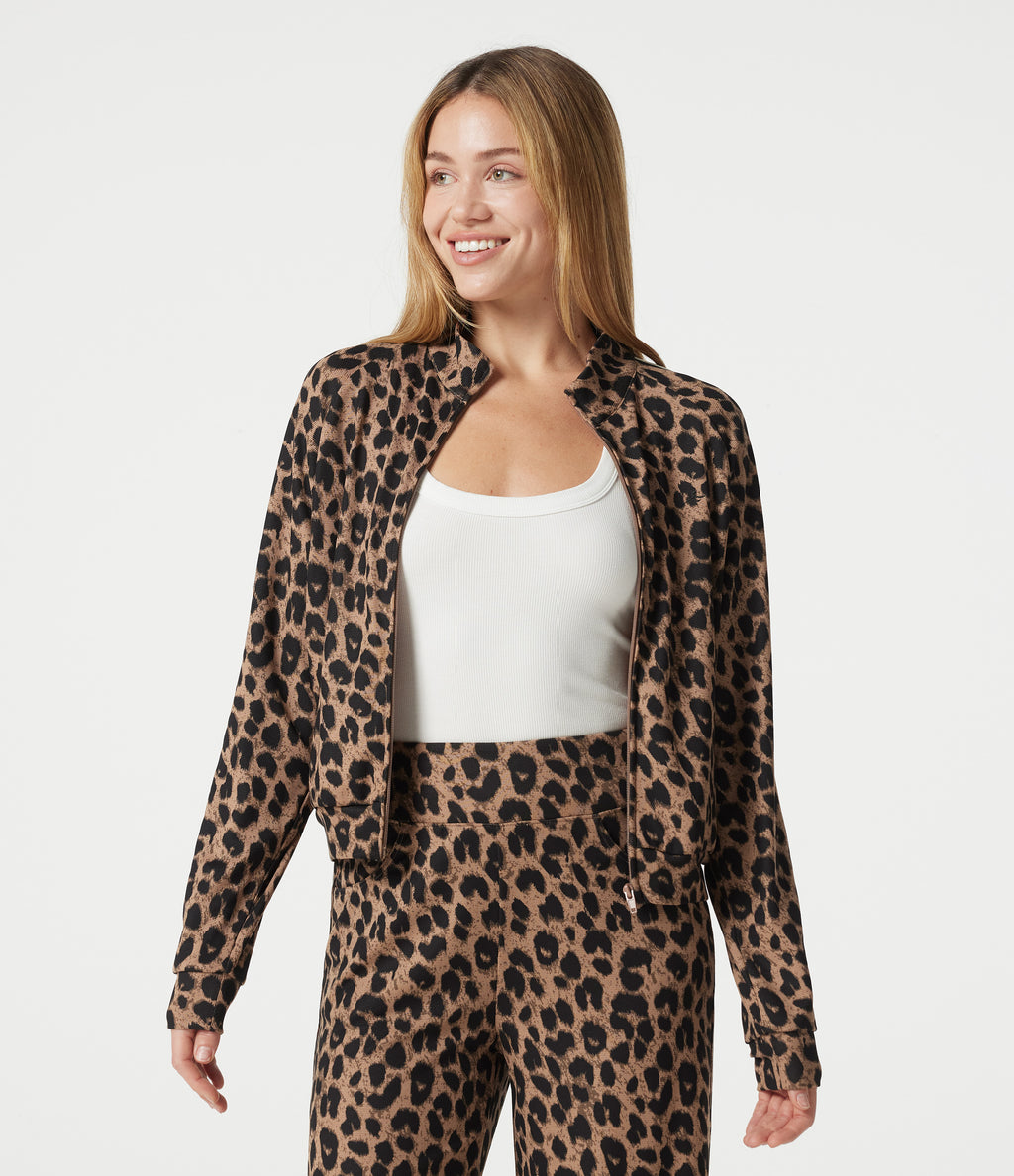 Stand Collar Zipper Long Sleeve Color Block Leopard Print Waffle Casual Jacket with Pockets — Noir Safari — view 1