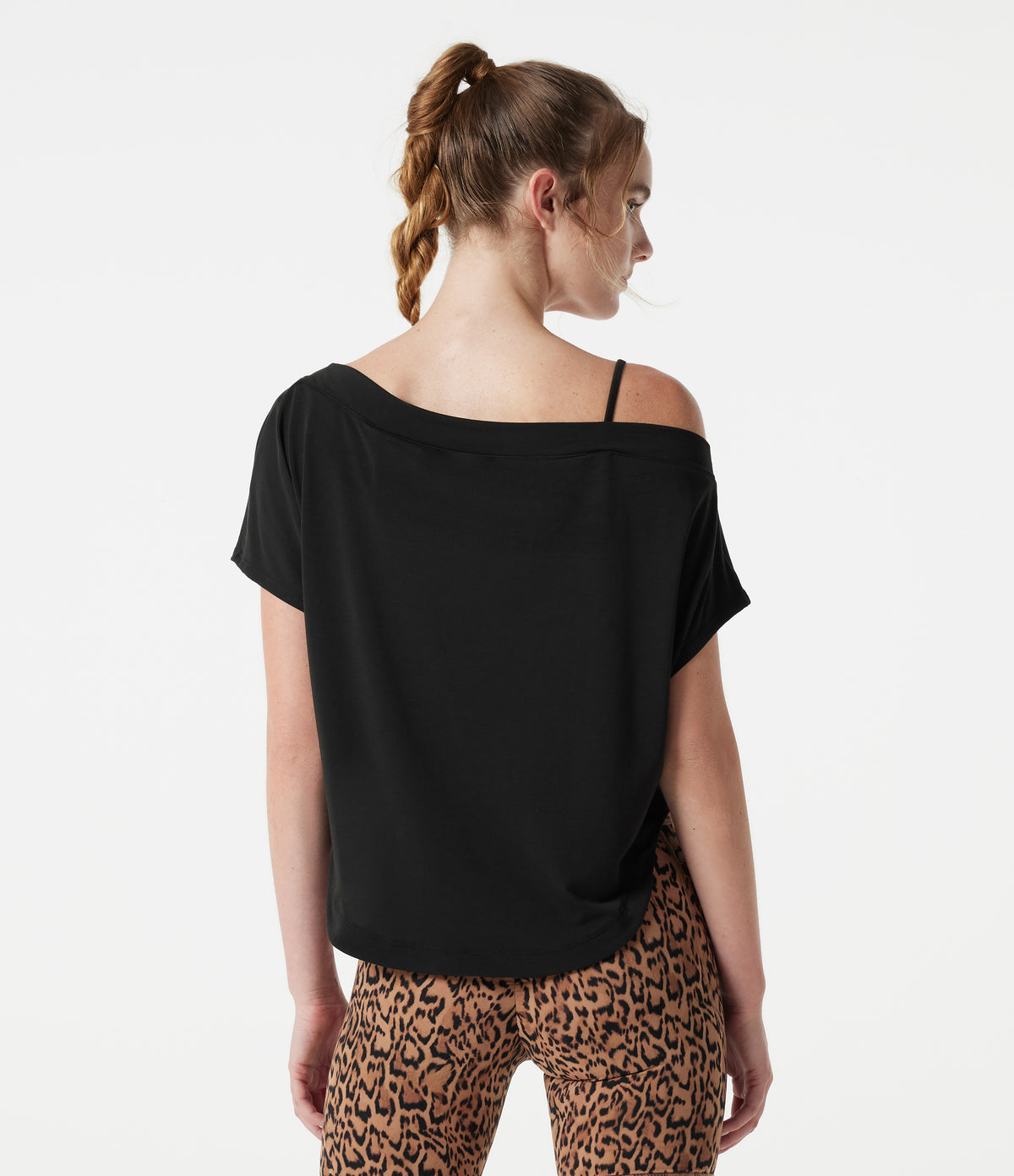 One Shoulder Short Sleeve Curved Hem High Low Built-in Bra Quick Dry Yoga Sports Top — Black — view 2