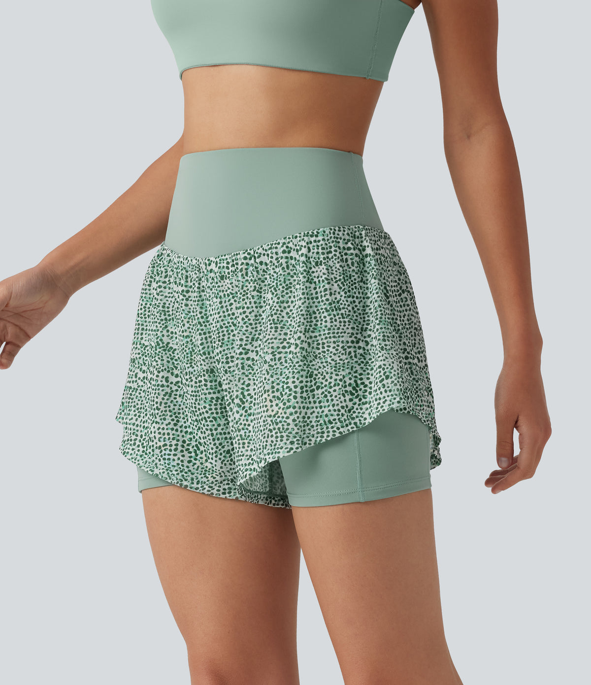 High-waisted Leopard Print 2-in-1 Running Baggy Shorts with Pockets — Silver Green Leopard Print — view 3