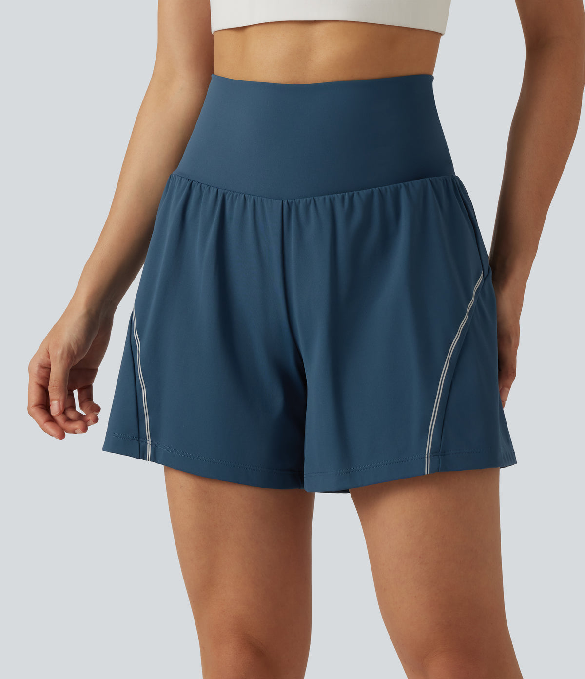 Airy Reflective High Waisted 2-in-1 InstantCool Yoga Shorts 5'' with Pockets — Majolica Blue — view 4