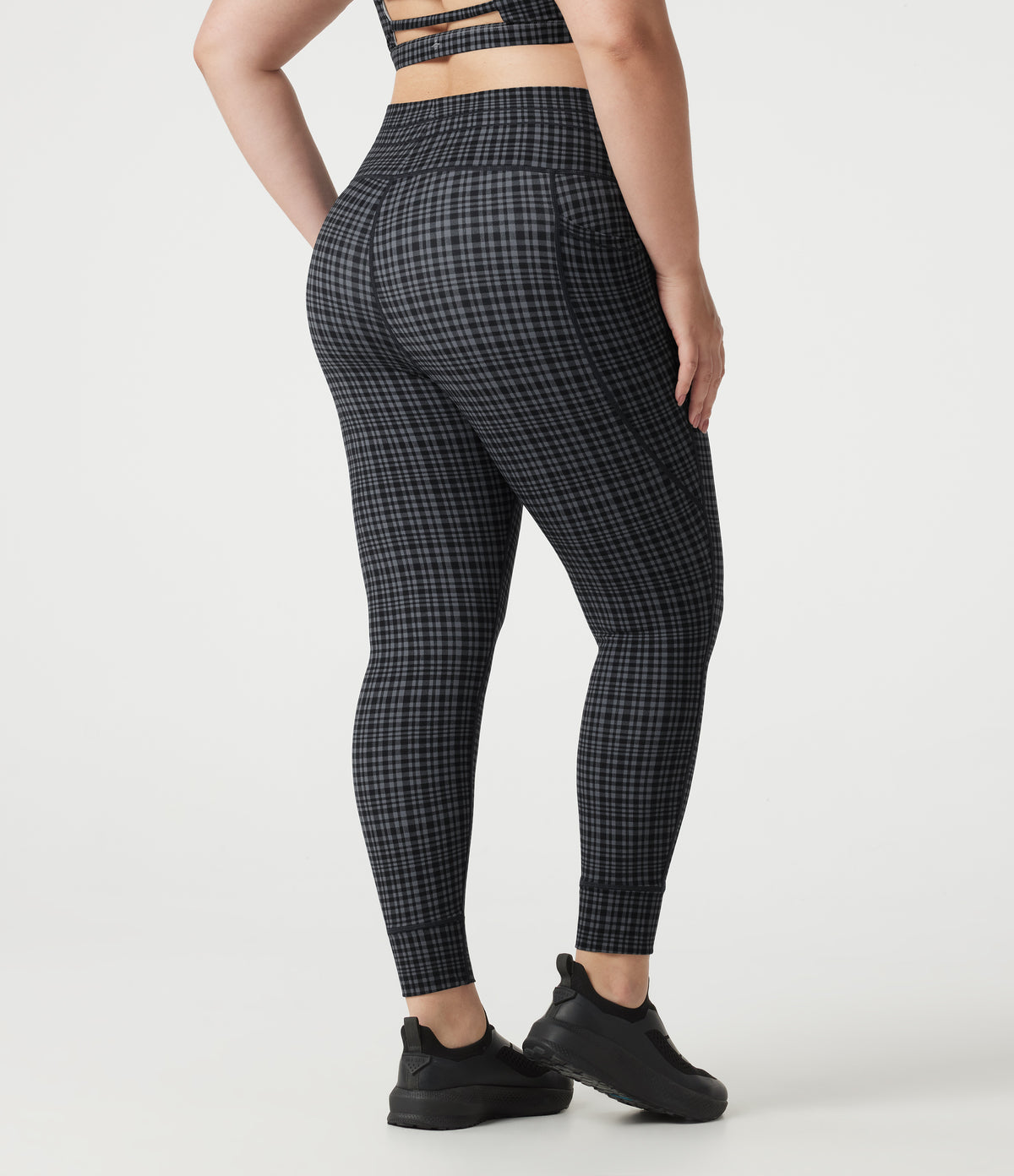 Plus Size Check Plaid Print High Waisted Drawstring Yoga Leggings with Pockets — Storm Gray Check Plaid — view 2