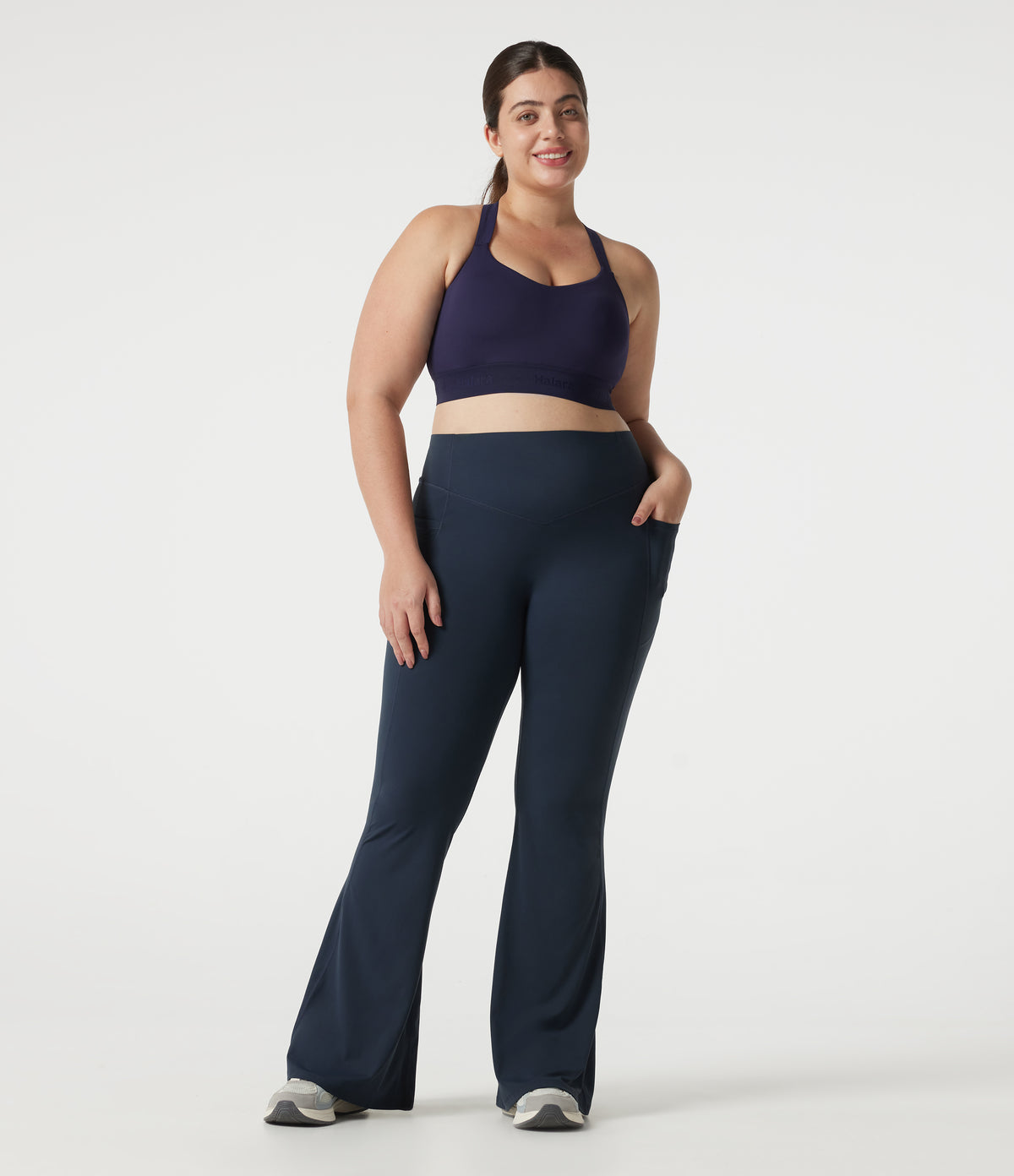 Plus Size High Waisted Scrunch Butt Lifting Tummy Control Shaping Yoga Flare Leggings with Pockets — Carbon — view 8