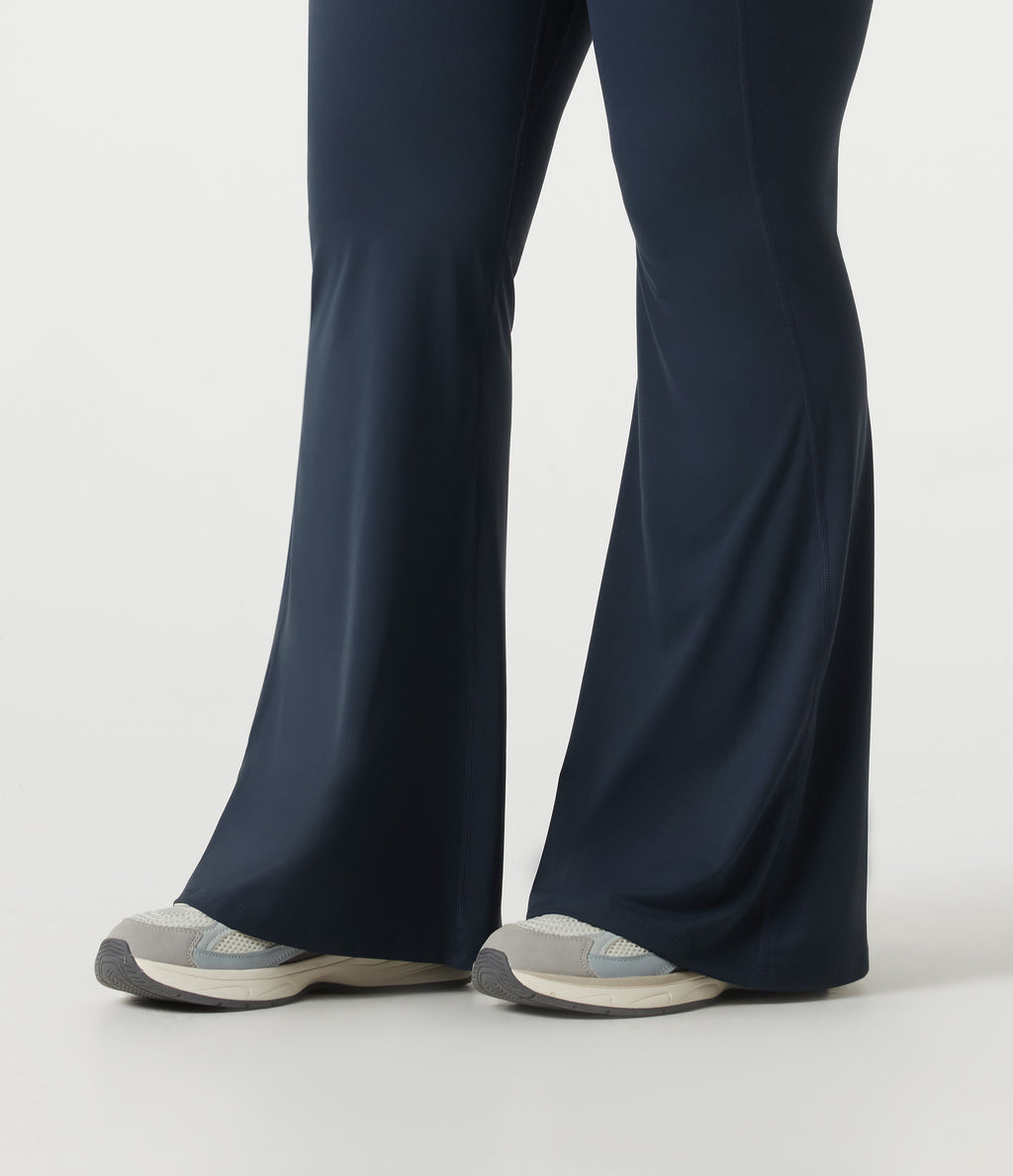 Plus Size High Waisted Scrunch Butt Lifting Tummy Control Shaping Yoga Flare Leggings with Pockets — Carbon — view 6