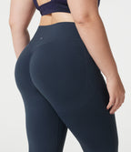 Plus Size High Waisted Scrunch Butt Lifting Tummy Control Shaping Yoga Flare Leggings with Pockets — Carbon — view 5