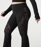 Plus Size High Waisted Tummy Control Contrast Lace Yoga Flare Leggings with Pocket — Black — view 5