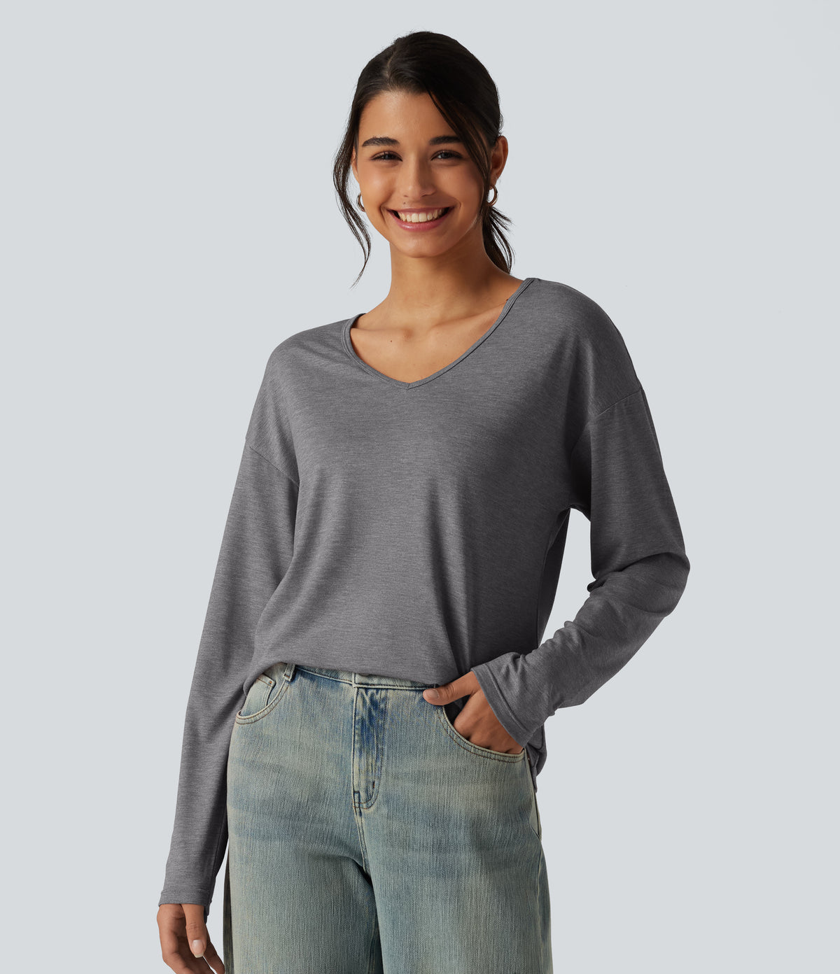 V Neck Long Sleeve Relaxed Heathered Casual T-Shirt — Darl Gray Floral Yarn — view 4