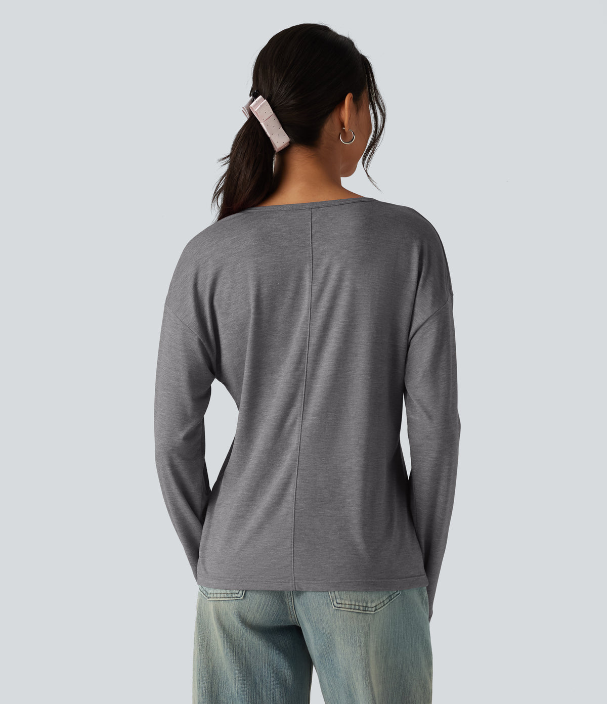 V Neck Long Sleeve Relaxed Heathered Casual T-Shirt — Darl Gray Floral Yarn — view 2