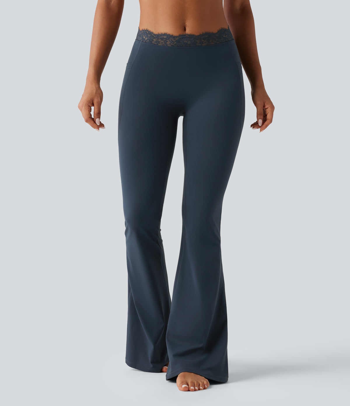 Mid Rise Contrast Lace Ruched Flare Yoga Leggings with Pockets — Carbon — view 3
