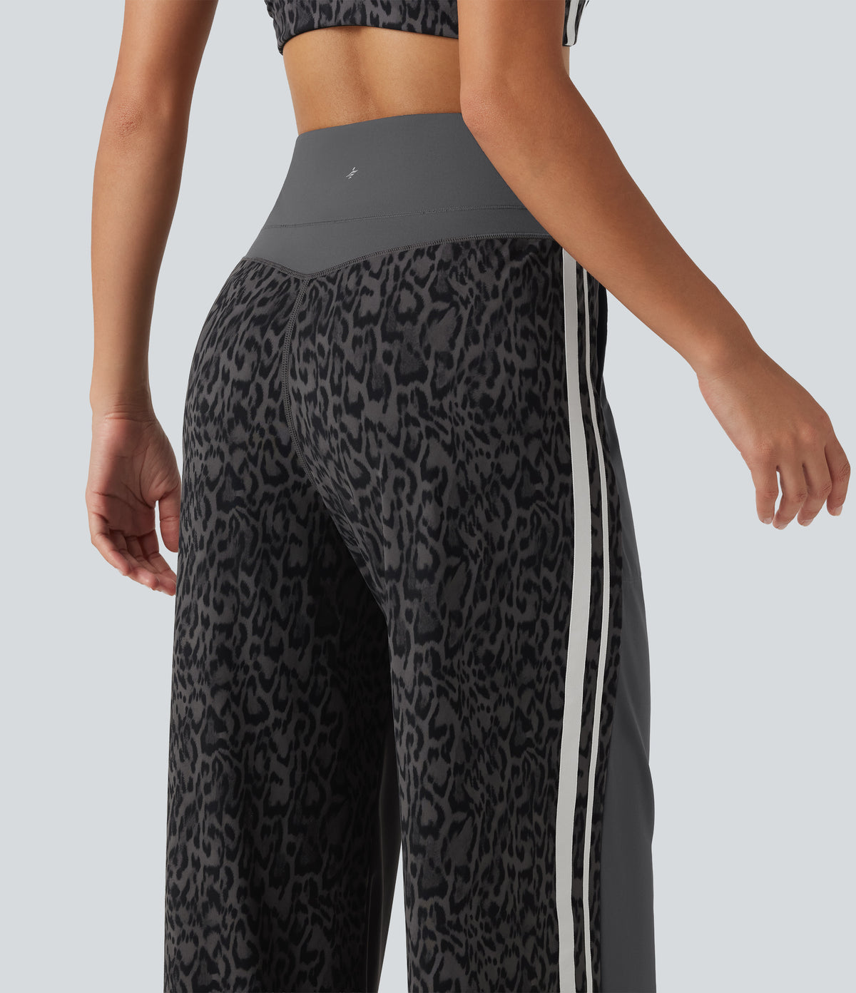 Leopard Print High Waisted Tummy Control Yoga Trousers with Pockets — Shadow Leopard — view 4