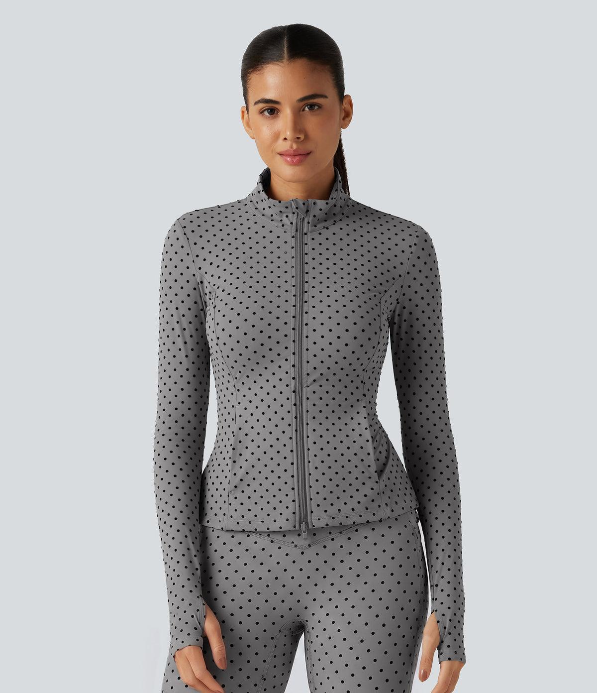 Stand Collar Long Sleeve Thumb Hole Pleated Polka Dot Yoga Jacket with Pockets — Foggy Grey Dot — view 4