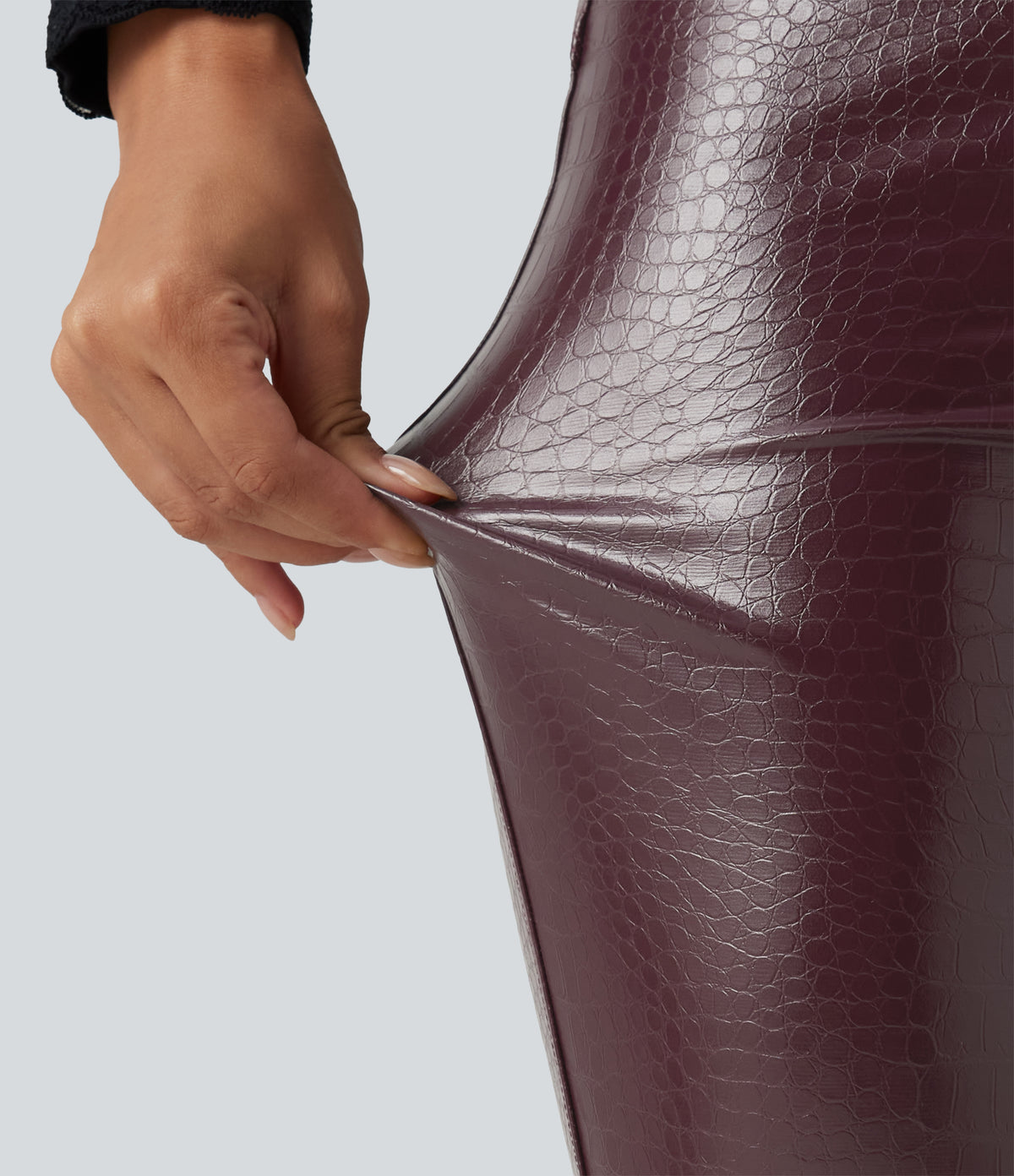 High Waisted Snakeskin Print Stretchy PU Fleece Casual Leggings with Pockets — Pieberry Red — view 6