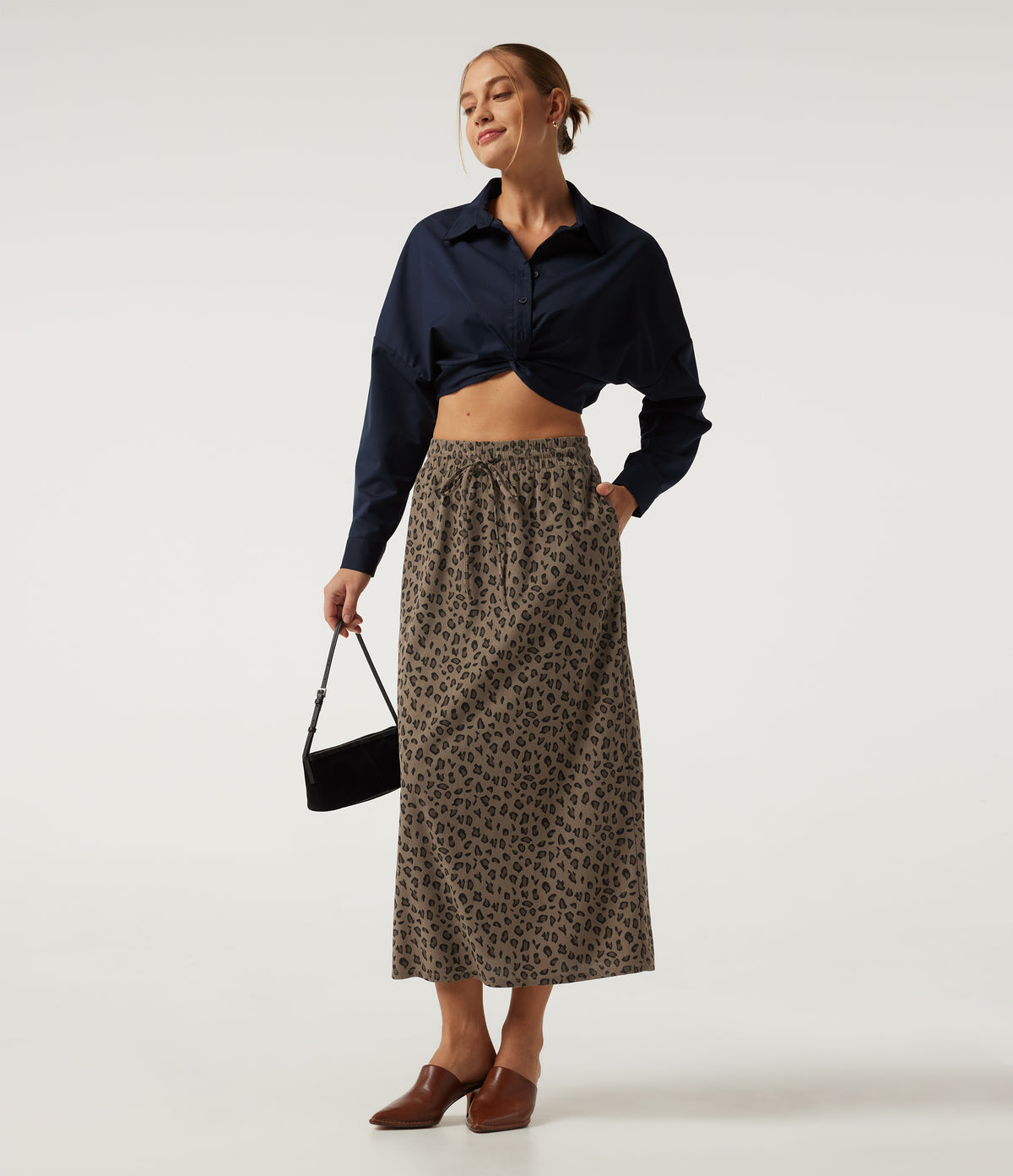 High Waisted Drawstring Leopard Print A-Line Casual Midi Skirt with Pockets — Black Coffee Leopard Print — view 5